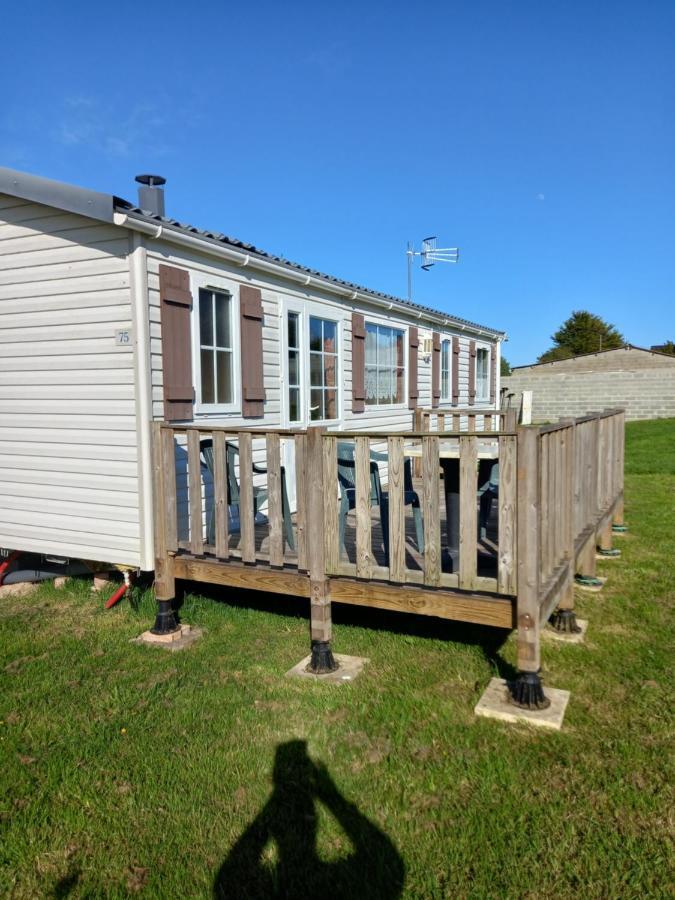 Mobilhome Nature Saint-Laurent-sur-Mer Eksteriør billede